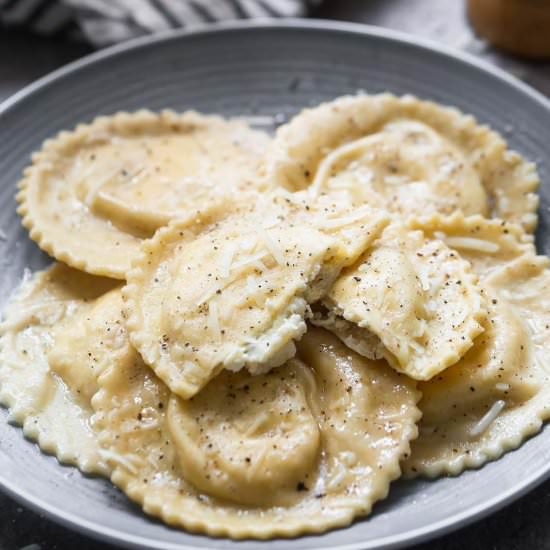 Cacio e Pepper Ravioli
