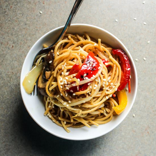 Sesame Garlic Noodles with Veggies