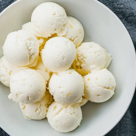 Lemon Cheesecake Fat Bombs