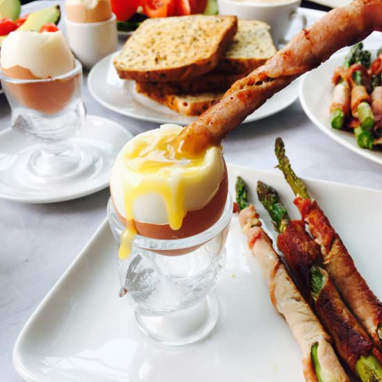 Egg and bacon wrapped asparagus