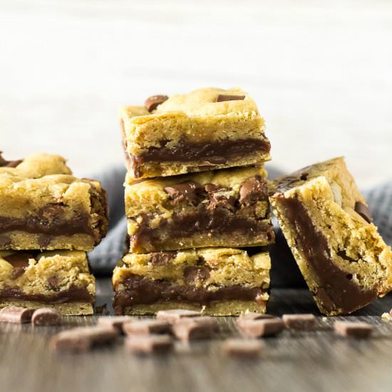 Fudge Stuffed Cookie Bars