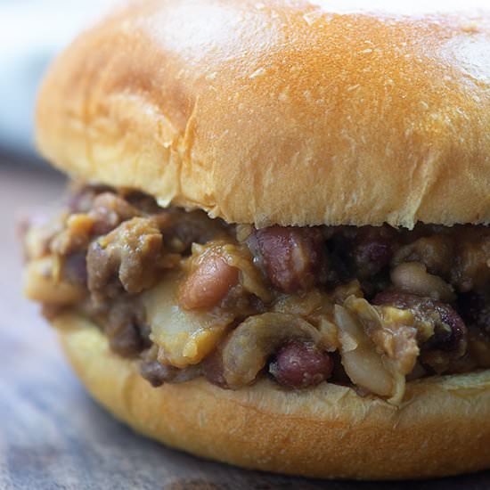 SLOW COOKER 15 BEAN SLOPPY JOES