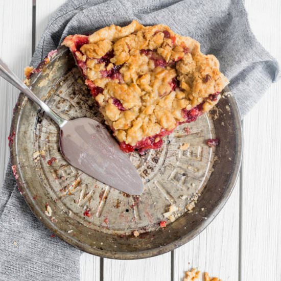 Very Berry Streusel Pie