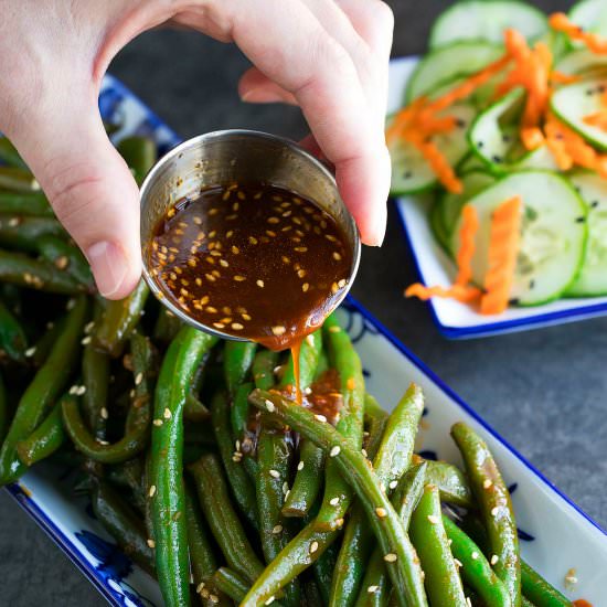 Spicy Sriracha Green Beans