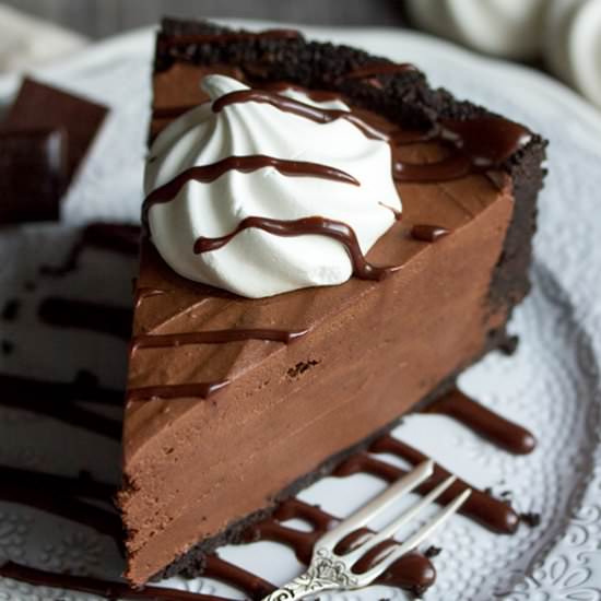 Easy No Bake Chocolate Cheesecake