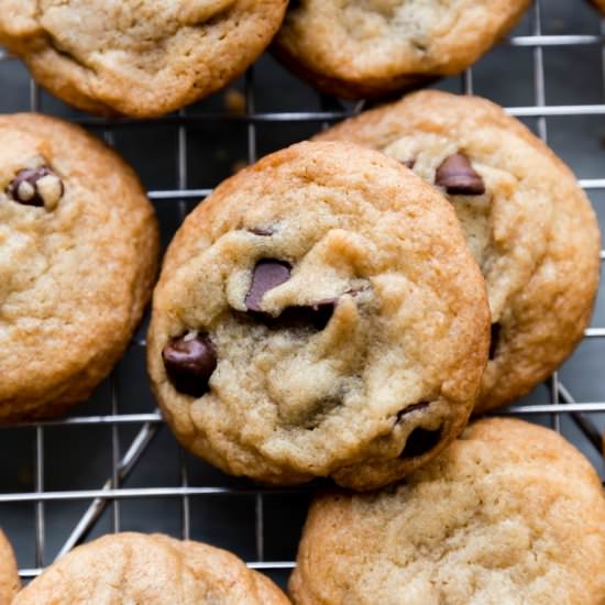 Crispy Chocolate Chip Cookies