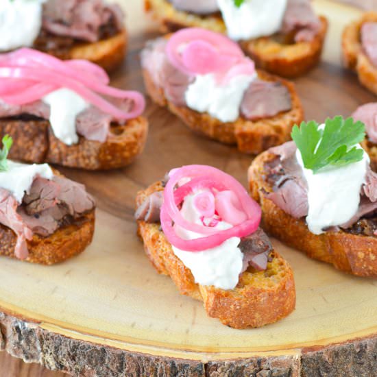 Roast Beef Crostini