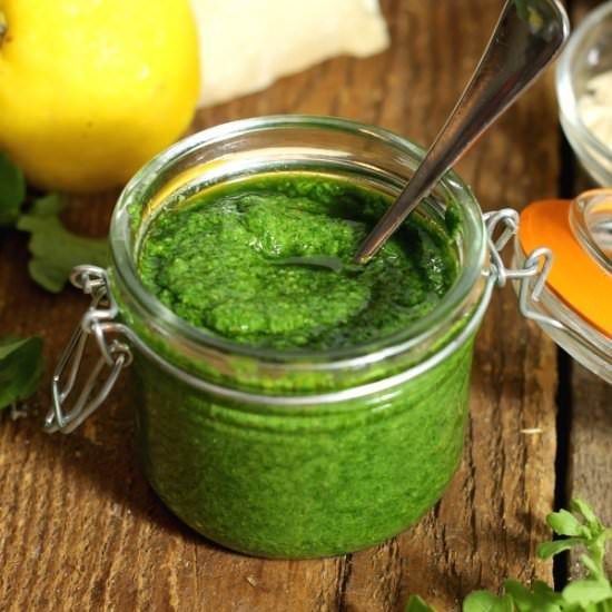Toasted Almond & Arugula Pesto