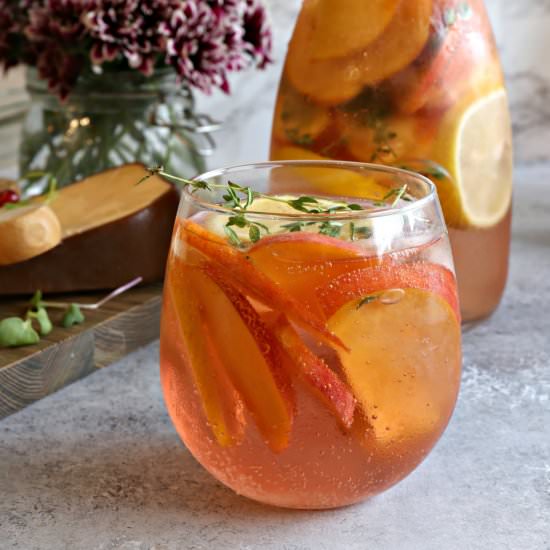 Sparkling Peach Rose’ Cocktail