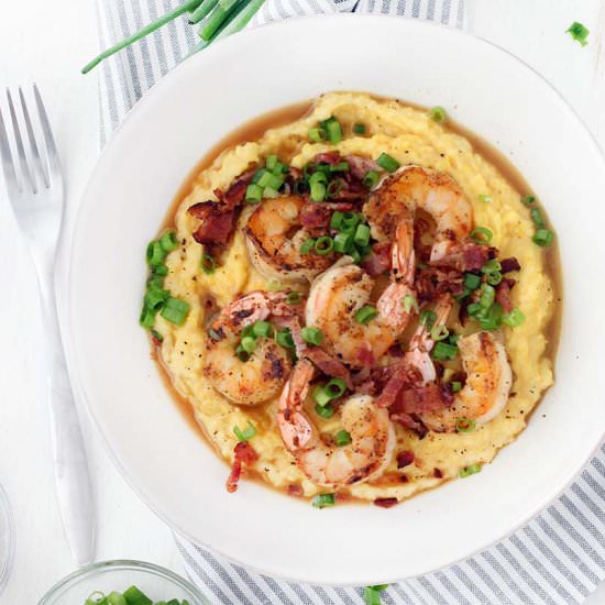 Easy Classic Shrimp and Grits