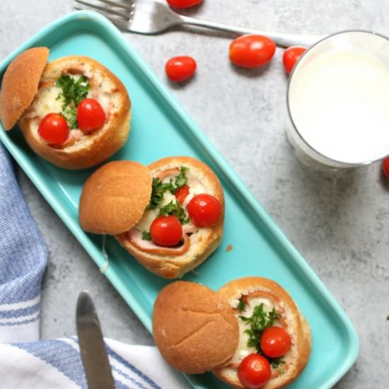 Omelet Breakfast Bread Bowls