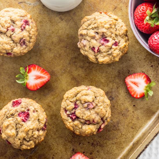 vegan strawberry banana muffins