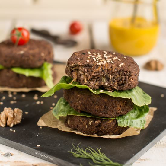 Black Bean Mushroom Burger