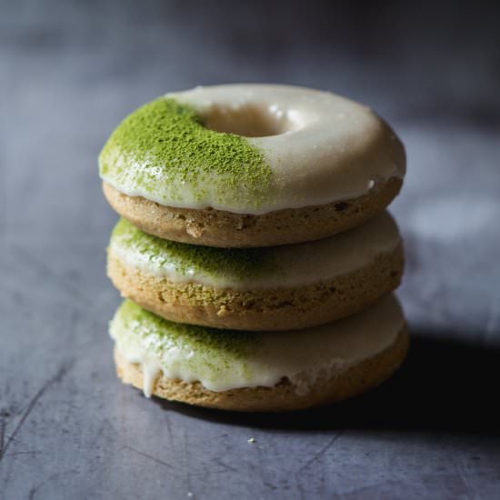 Green Tea Citrus Baked Doughnuts
