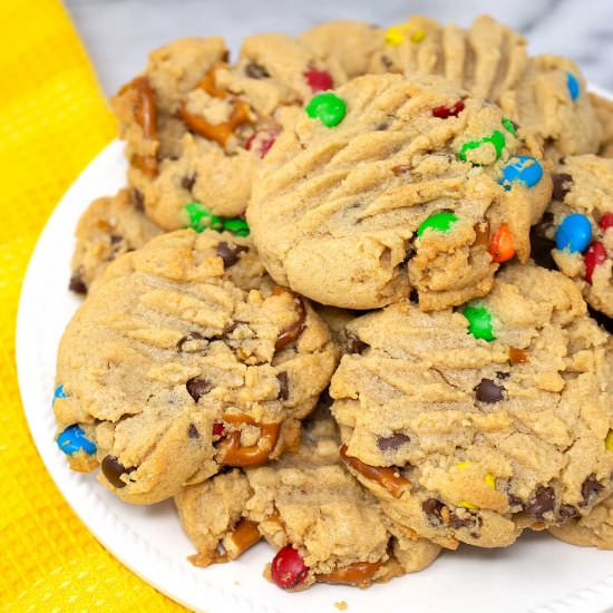 Loaded Peanut Butter Pretzel Cookie