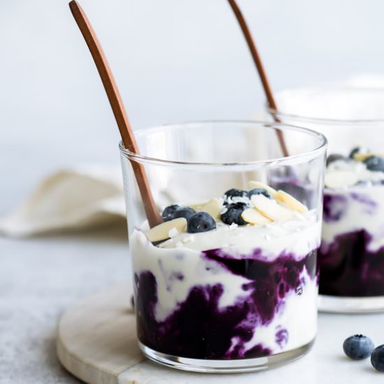 Vegan blueberry cheesecake jars