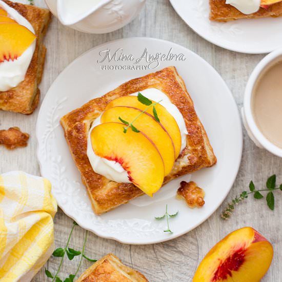 Fresh Peach Cheesecake Tarts