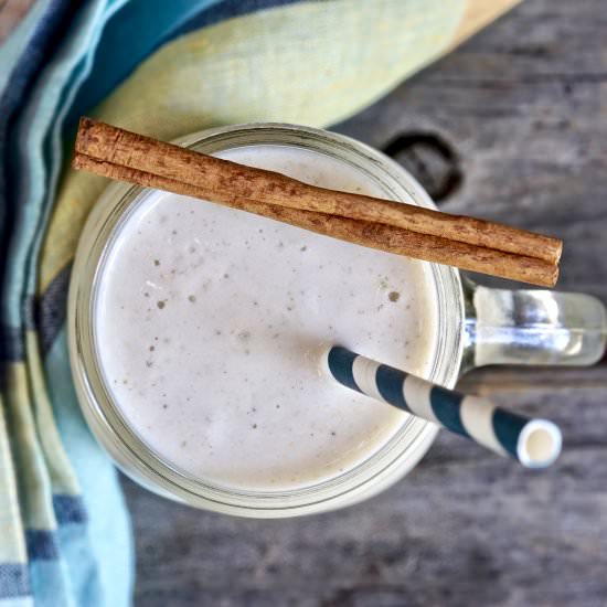 Pear-Oat Almond Smoothie
