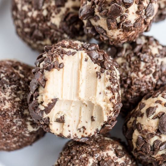Cheesecake Keto Fat Bombs