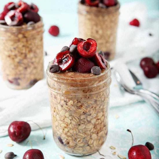 Cherry Overnight Oats