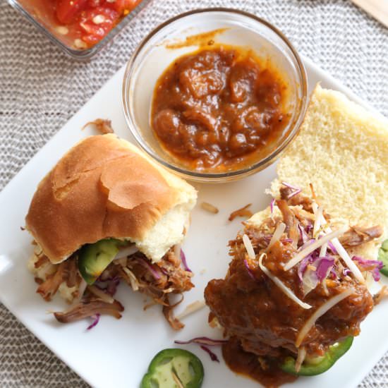 Sweet and Spicy Pulled Pork Sliders