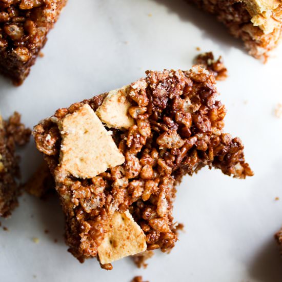 Chocolate S’mores Rice Krispy Treat