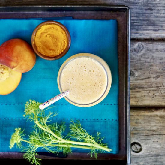 Pineapple-Peach Turmeric Smoothie