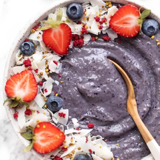 Triple Berry Smoothie Bowl