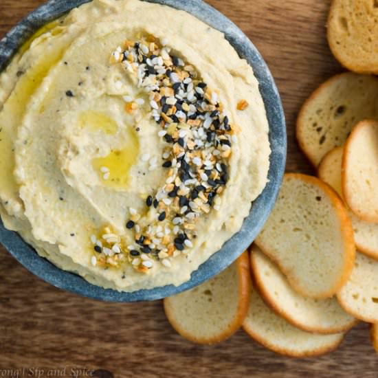Everything bagel hummus