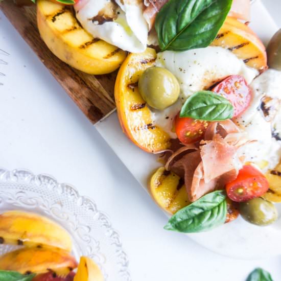 Grilled peach and burrata salad