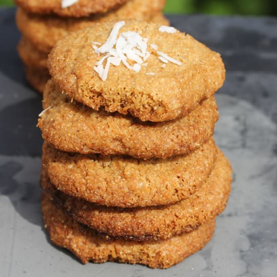 Crisp Coconut Cookies