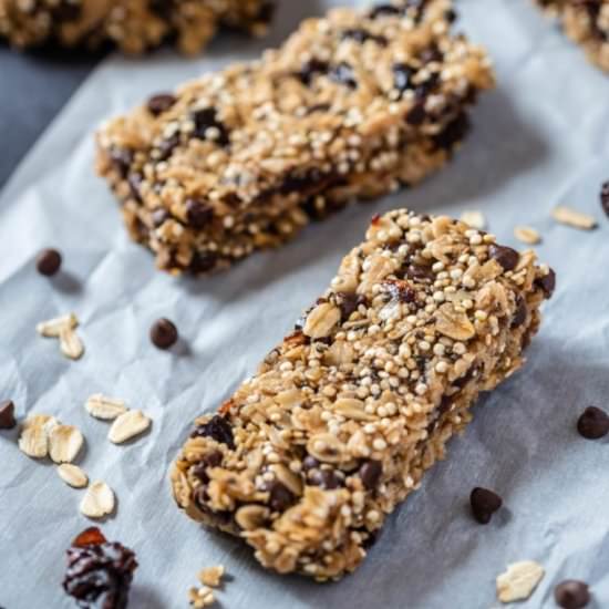 Chocolate Cherry Chia Granola Bars