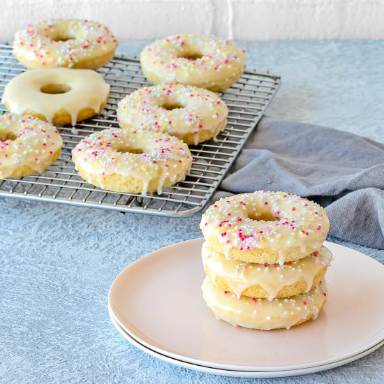 Easy Eggless Baked Donuts