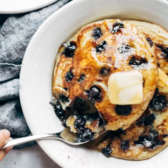 Fluffiest Blueberry Pancakes