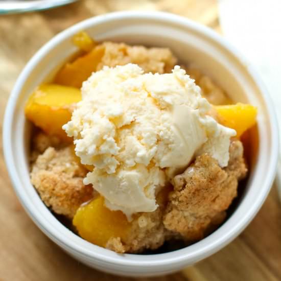 Easy Peach Cobbler