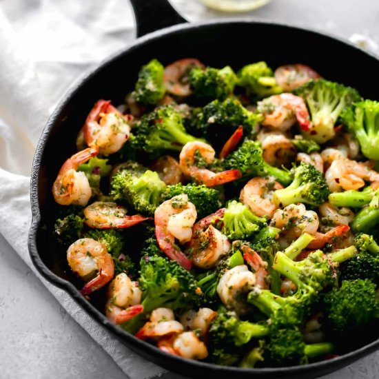 Chimichurri Shrimp Broccoli Skillet