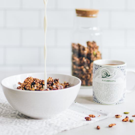 The Crunchiest Sugar Free Granola