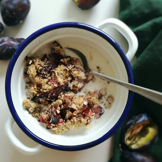 Plum Crumble (vegan, gluten-free)