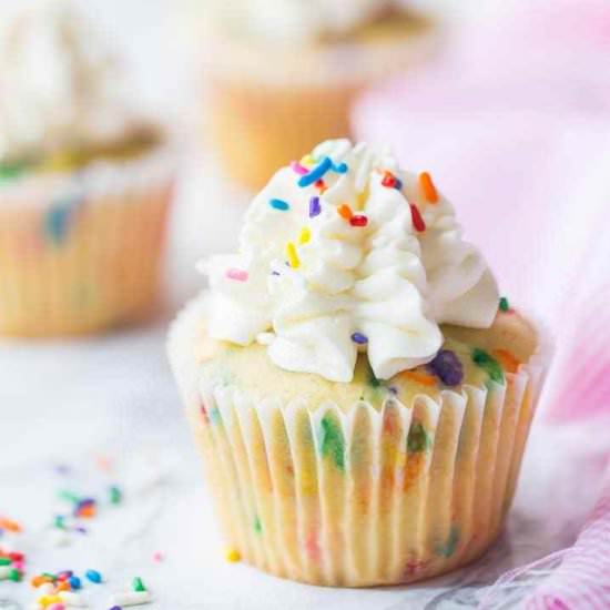 Homemade Funfetti Cupcakes