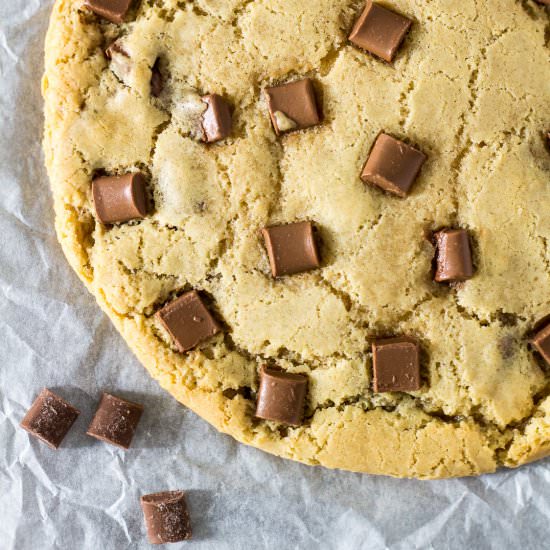 Giant Peanut Butter Cookie