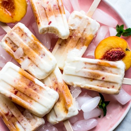 CREAMY NECTARINE POPSICLES