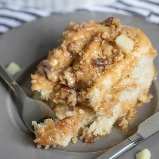 Apple Streusel Cinnamon Rolls