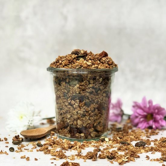 Pistachio Pumpkin Berry Granola