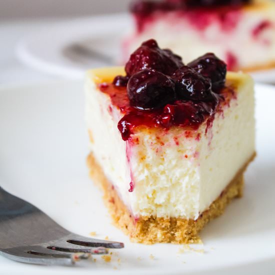 Creamy baked cheesecake