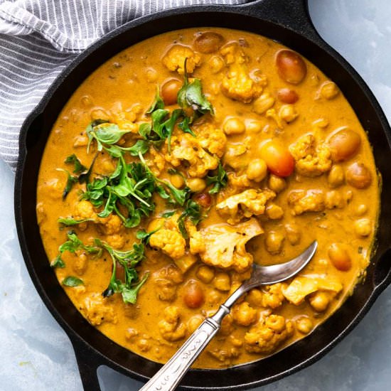 Cauliflower Chickpeas Curry