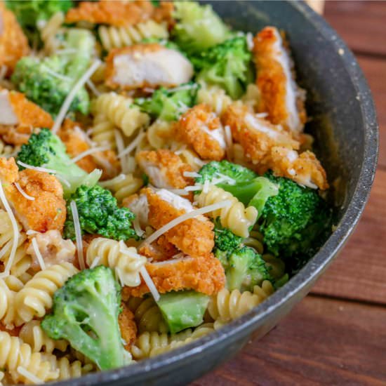 Broccoli Chicken Alfredo Pasta
