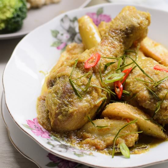 Thai Fried Spicy Chicken
