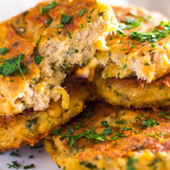 Low Carb Salmon Cakes