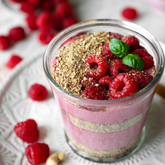 Vegan Raspberry Mousse Crumble