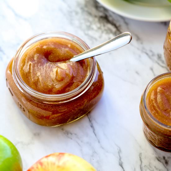 Apple Butter in the Slow Cooker